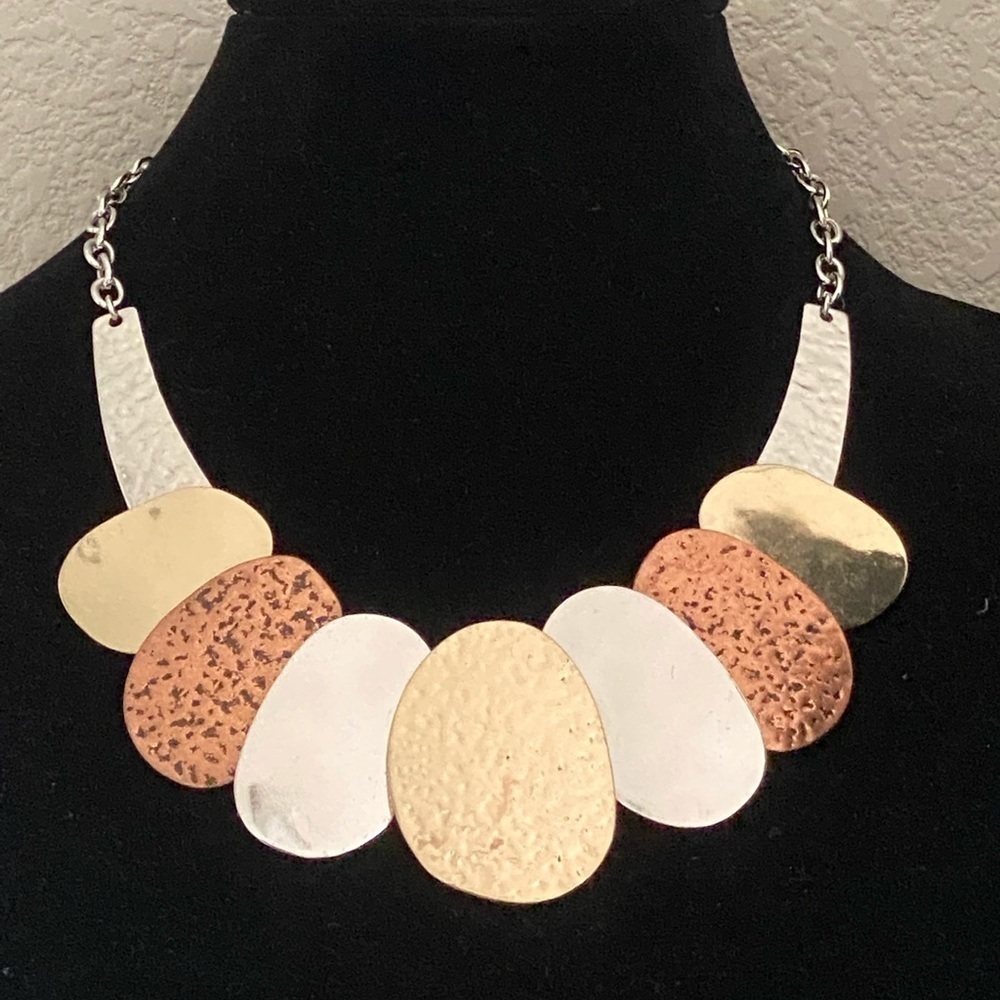 Fashion Statement Necklace 18”-21”